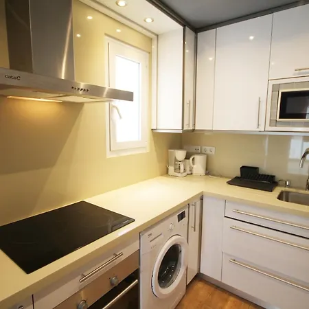 El Capitán Center 1-1 *